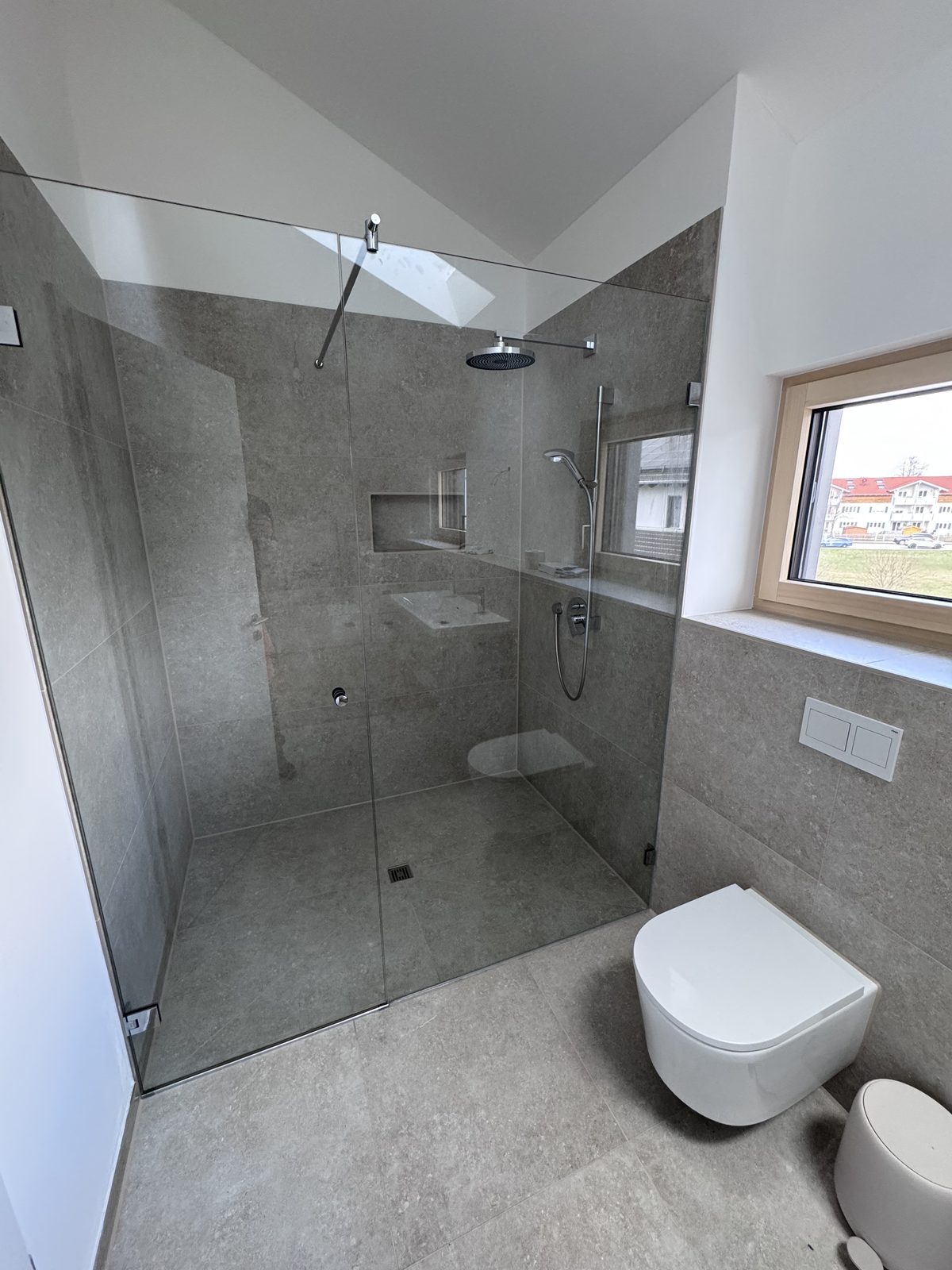 Wand in Überlänge Altenstadt